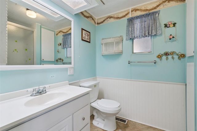 723 VIKING AVENUE, Tavares, FL 32778