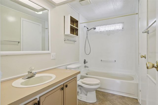 723 VIKING AVENUE, Tavares, FL 32778