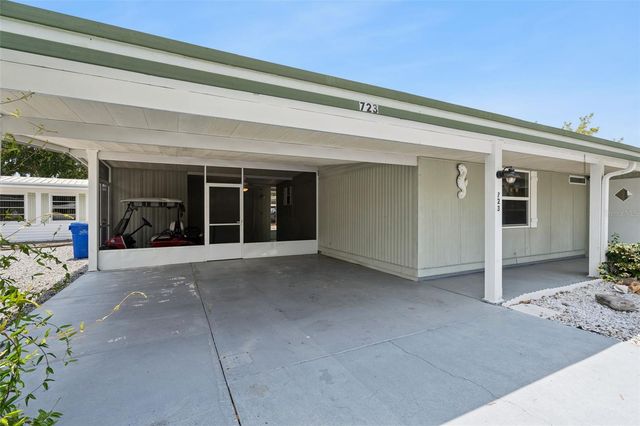 723 VIKING AVENUE, Tavares, FL 32778