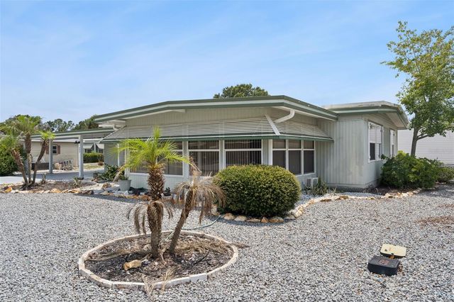 723 VIKING AVENUE, Tavares, FL 32778