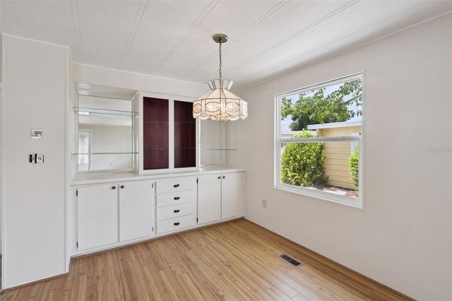 723 VIKING AVENUE, Tavares, FL 32778