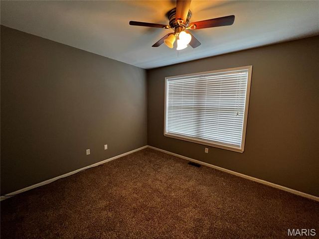 71 Woodlake A, Lake St Louis, MO 63367