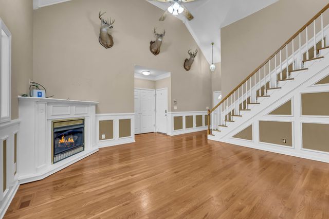 794 Parade Ct, Clarksville, TN 37040