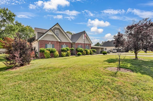 794 Parade Ct, Clarksville, TN 37040