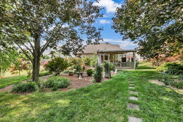 794 Parade Ct, Clarksville, TN 37040