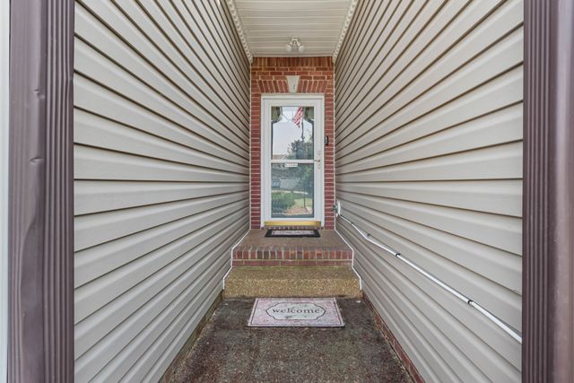 794 Parade Ct, Clarksville, TN 37040