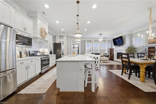 419 Campus DR, Moyock, NC 27958