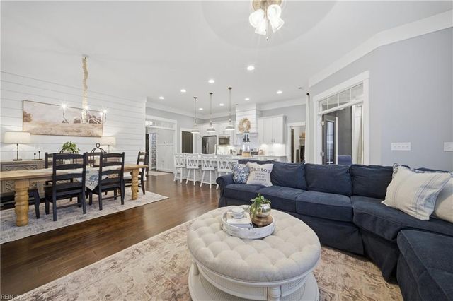 419 Campus DR, Moyock, NC 27958