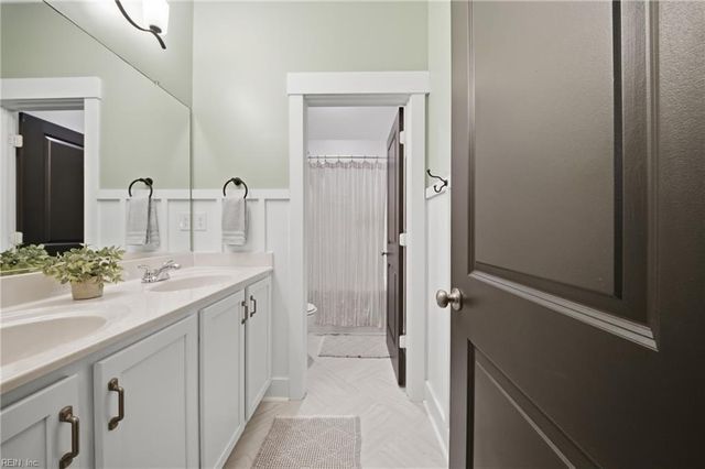 419 Campus DR, Moyock, NC 27958