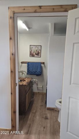 1565 PUMPKIN PATCH Road, Winslow, AZ 86047