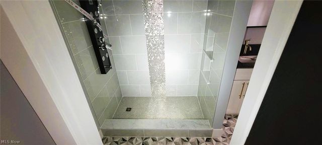 2109 W 42nd Street, Cleveland, OH 44113