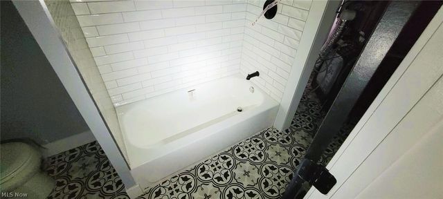 2109 W 42nd Street, Cleveland, OH 44113