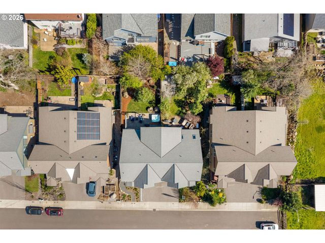 921 GOOSE Way, Hood River, OR 97031