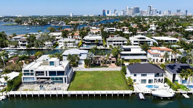 646 Flamingo Drive, Fort Lauderdale, FL 33301