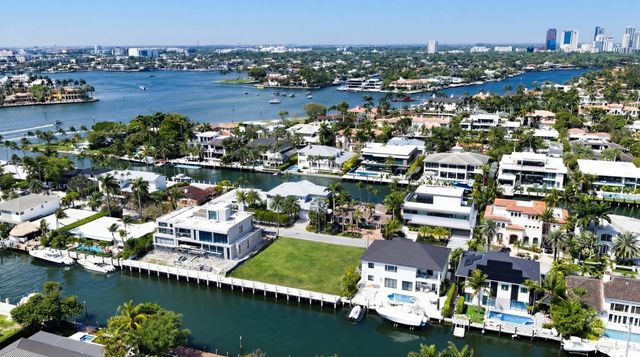 646 Flamingo Drive, Fort Lauderdale, FL 33301