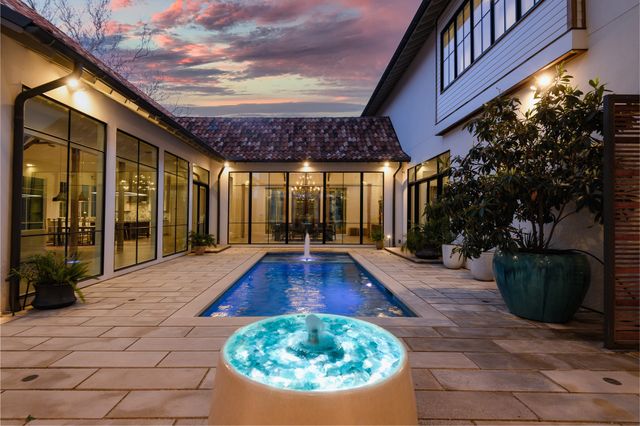 5747 Charlestown Drive, Dallas, TX 75230