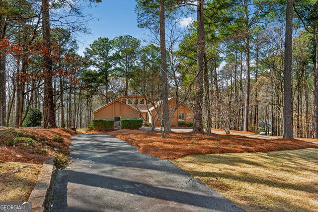 2005 Foxcroft Drive, Lagrange, GA 30240