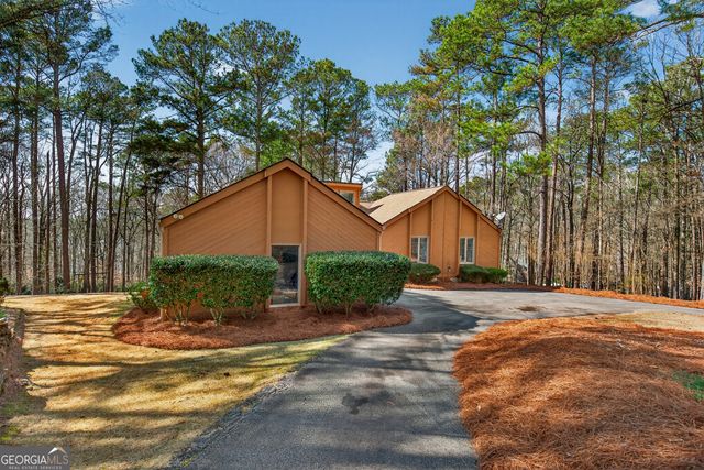 2005 Foxcroft Drive, Lagrange, GA 30240