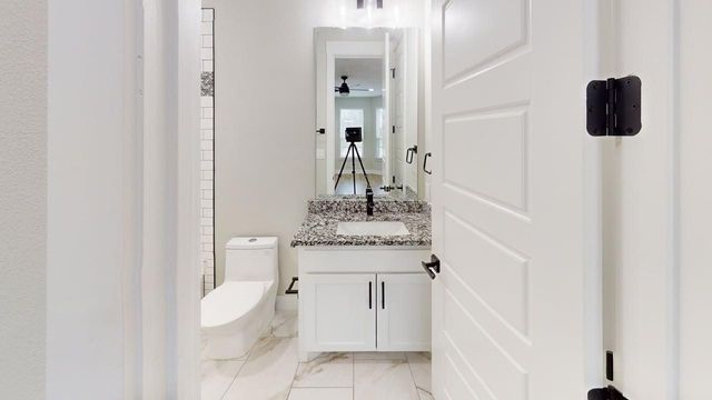 313 N Mill Street, Lewisville, TX 75057