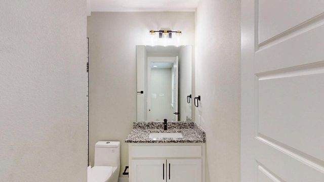 313 N Mill Street, Lewisville, TX 75057