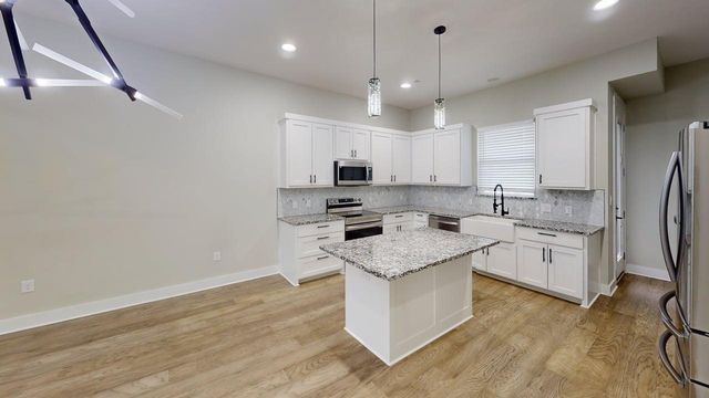313 N Mill Street, Lewisville, TX 75057