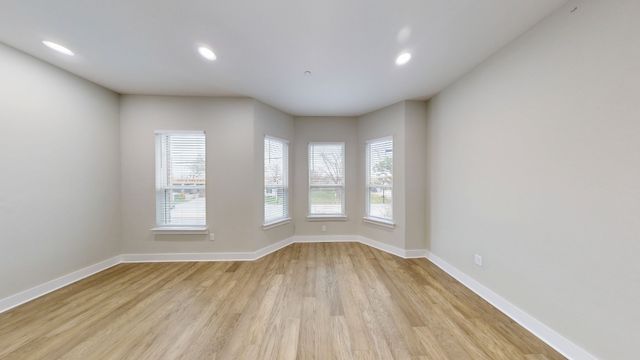 313 N Mill Street, Lewisville, TX 75057