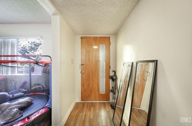 719 Union Street, Delano, CA 93215