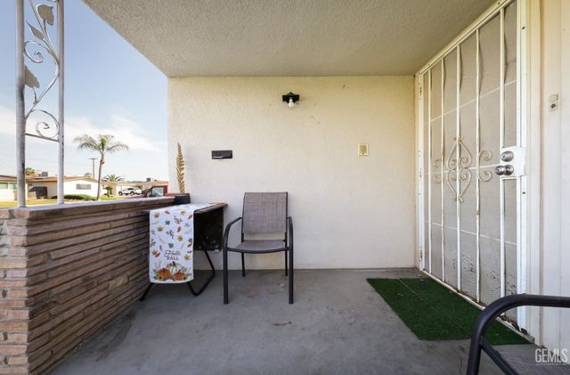 719 Union Street, Delano, CA 93215