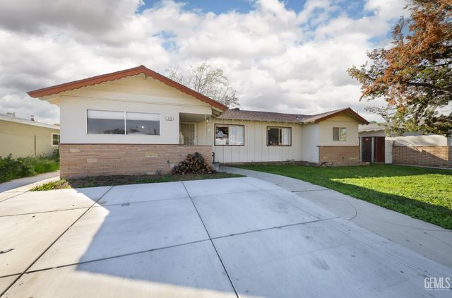 719 Union Street, Delano, CA 93215