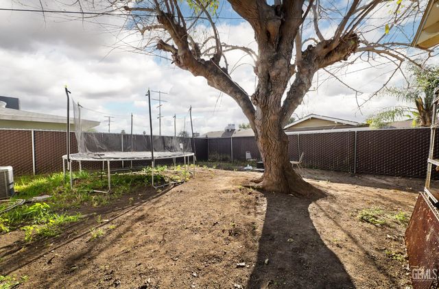 719 Union Street, Delano, CA 93215