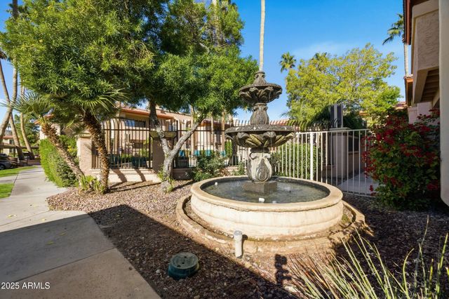 10410 N CAVE CREEK Road 2027, Phoenix, AZ 85020