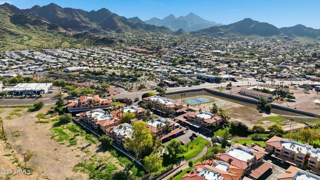 10410 N CAVE CREEK Road 2027, Phoenix, AZ 85020
