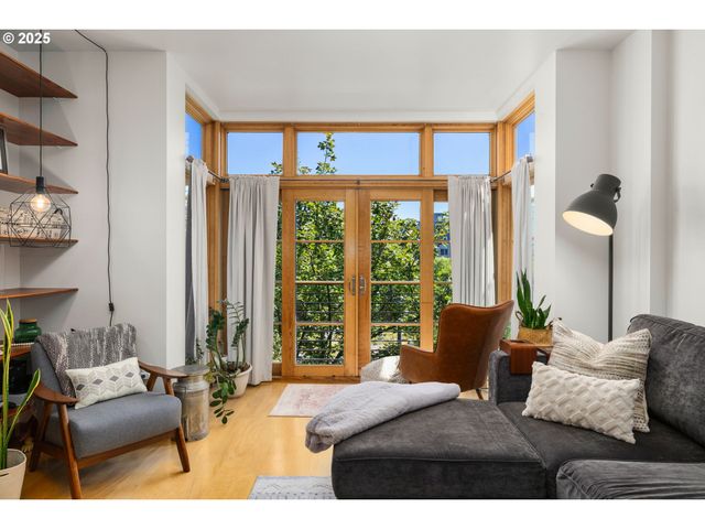 1133 Nw 11TH Ave 305, Portland, OR 97209