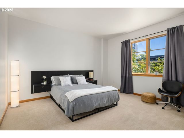 1133 Nw 11TH Ave 305, Portland, OR 97209