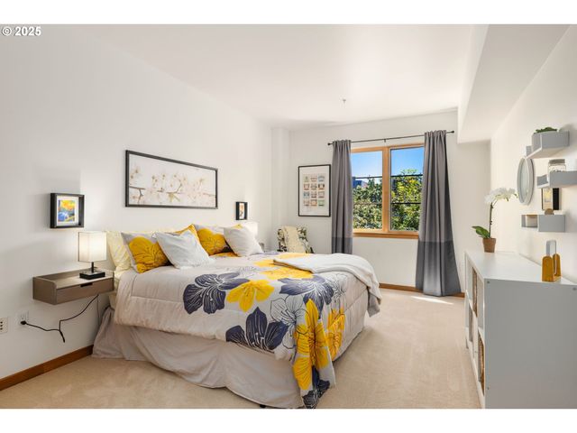 1133 Nw 11TH Ave 305, Portland, OR 97209