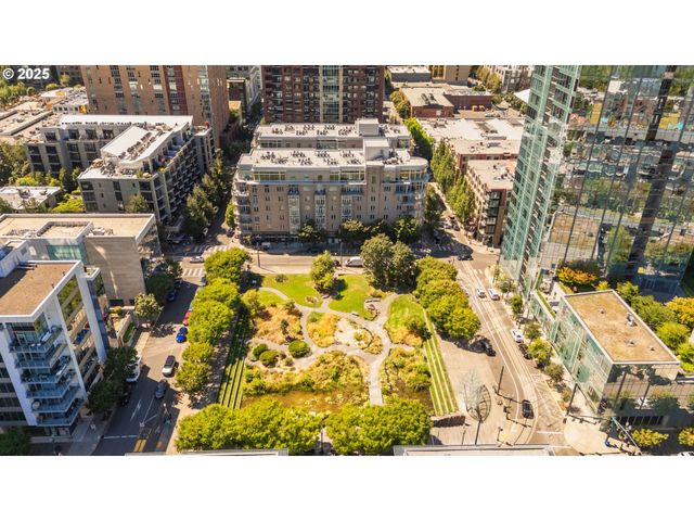 1133 Nw 11TH Ave 305, Portland, OR 97209