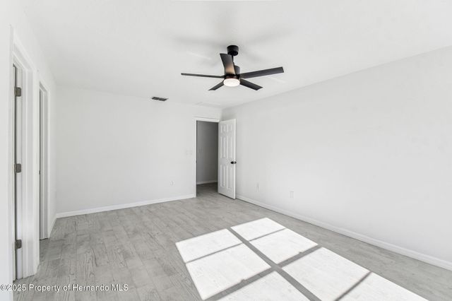 7478 Dundee Way, Weeki Wachee, FL 34613