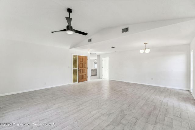 7478 Dundee Way, Weeki Wachee, FL 34613