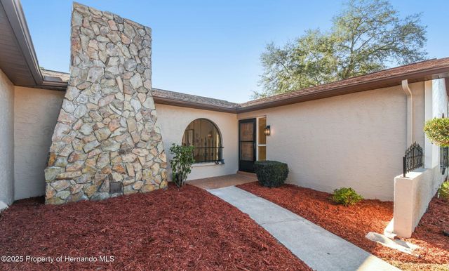 7478 Dundee Way, Weeki Wachee, FL 34613