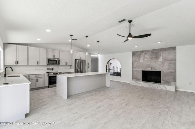 7478 Dundee Way, Weeki Wachee, FL 34613