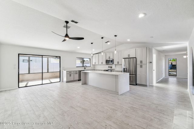 7478 Dundee Way, Weeki Wachee, FL 34613