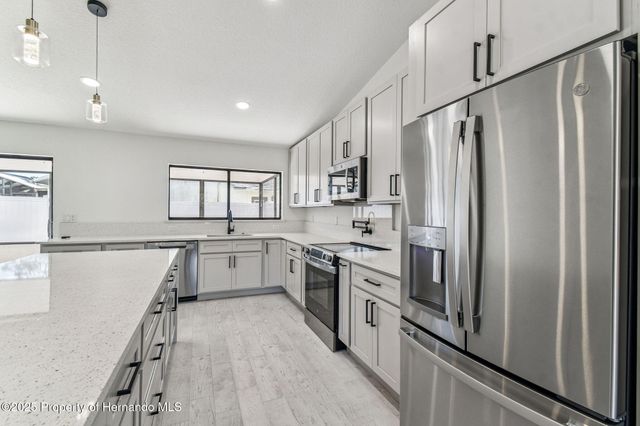 7478 Dundee Way, Weeki Wachee, FL 34613