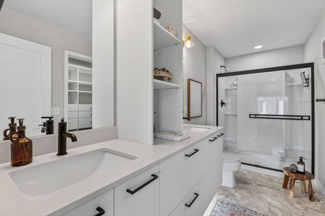 5034 161st St W 161st, Lakeville, MN 55044