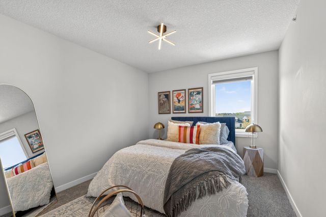 5034 161st St W 161st, Lakeville, MN 55044