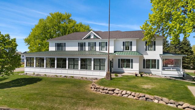 5034 161st St W 161st, Lakeville, MN 55044