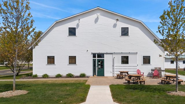 5034 161st St W 161st, Lakeville, MN 55044