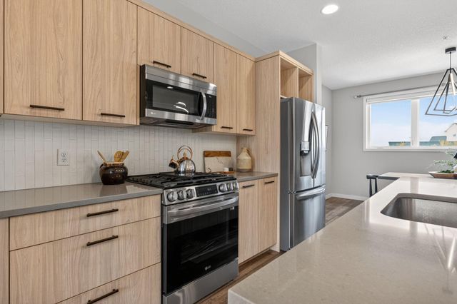 5034 161st St W 161st, Lakeville, MN 55044