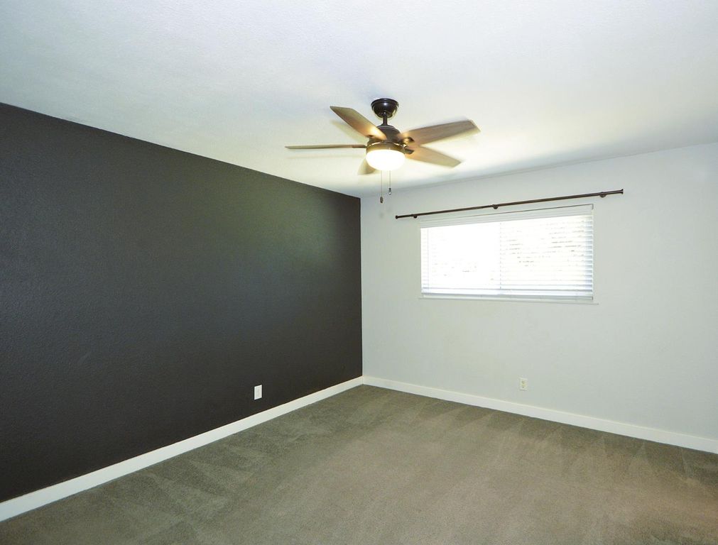 Image 18 of property listing at 1678 W Tenaya Way, Fresno, CA 93711