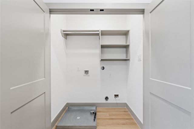 2955 Delafield Street, Houston, TX 77023