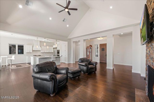 20600 Chanson Way, Reno, NV 89511